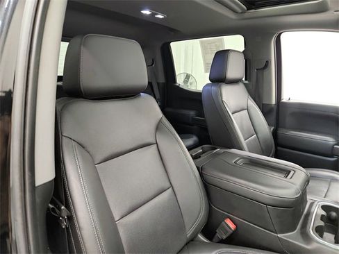 Used 2019 Chevrolet Silverado 1500 LTZ image 33