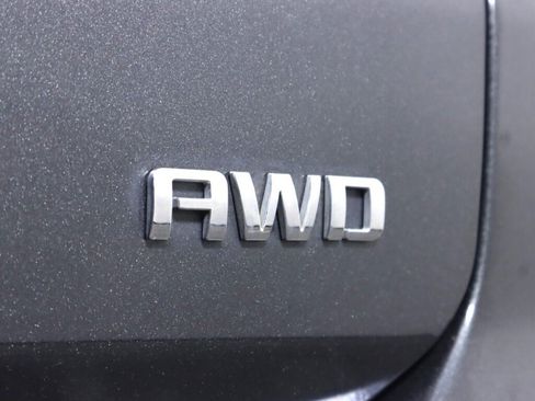 Used 2020 Chevrolet Equinox LS w/ LPO, Cargo Package AWD/4WD image 34