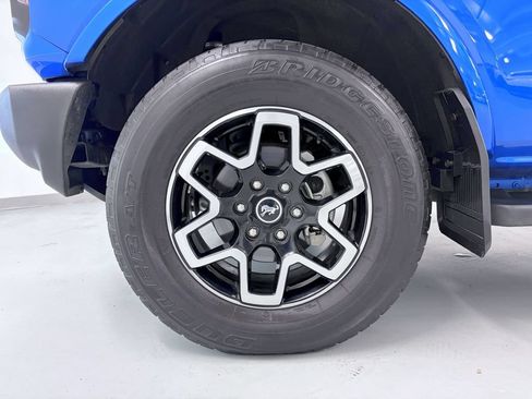 Used 2022 Ford Bronco Outer Banks AWD/4WD image 10