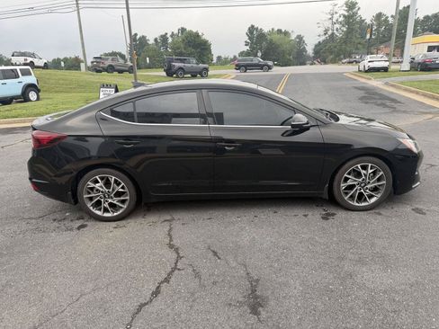 Used 2020 Hyundai Elantra Limited FWD image 5
