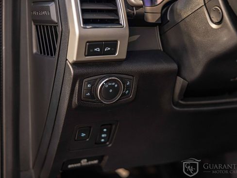 Used 2020 Ford F350 Lariat image 19