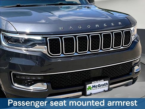 Used 2024 Jeep Wagoneer Series III AWD/4WD image 36