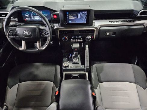 Used 2024 Toyota Tacoma TRD Sport RWD image 43