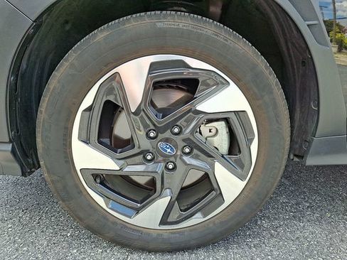 Certified 2024 Subaru Crosstrek 2.5i Limited w/ Crosstrek Mirror Package AWD/4WD image 8