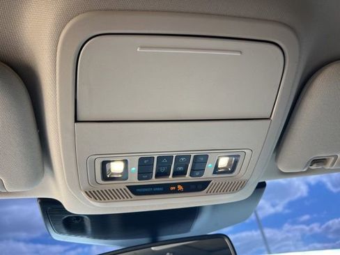 Used 2021 Ford Explorer Limited w/ Hybrid Equipment Group 310A image 24