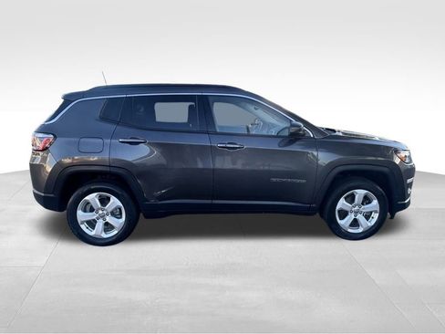 Used 2018 Jeep Compass Latitude w/ Popular Equipment Group image 3
