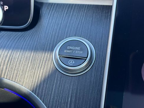 Used 2022 Mercedes-Benz C 300 4MATIC Sedan image 75