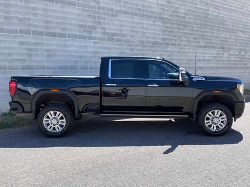 Used 2022 GMC Sierra 3500 Denali w/ Denali Ultimate Package AWD/4WD image 5