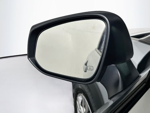 Used 2026 Toyota Corolla Cross L FWD image 16