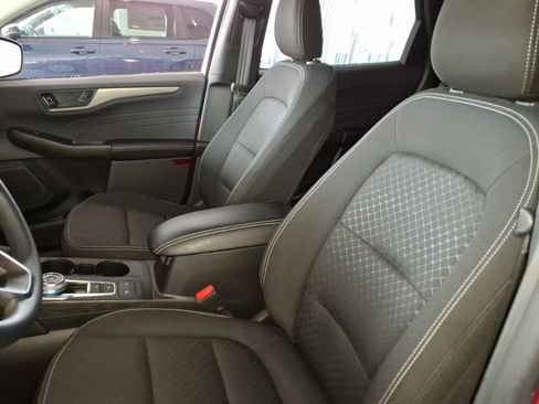 Used 2025 Ford Escape Active image 10