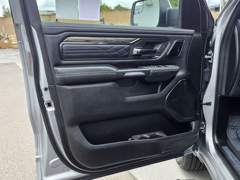 Certified 2025 RAM 1500 Limited AWD/4WD image 11
