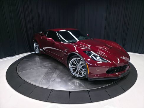 Used 2018 Chevrolet Corvette Z06 w/ Battery Protection Package RWD image 17