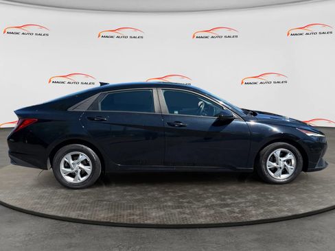 Used 2021 Hyundai Elantra SE FWD image 6