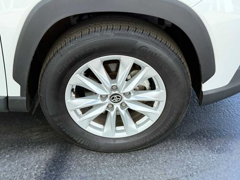 Certified 2026 Toyota Corolla Cross LE AWD/4WD image 7