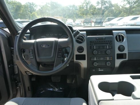 Used 2011 Ford F150 XLT w/ XLT Convenience Pkg RWD image 13
