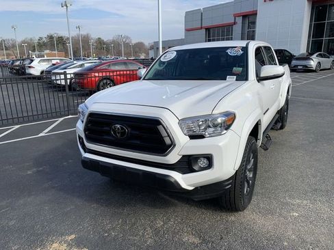 Certified 2023 Toyota Tacoma SR5 w/ Technology Package image 4