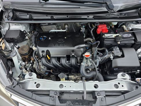 Used 2016 Toyota Yaris L FWD image 19