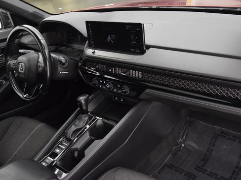 Used 2023 Honda Accord Sport image 15