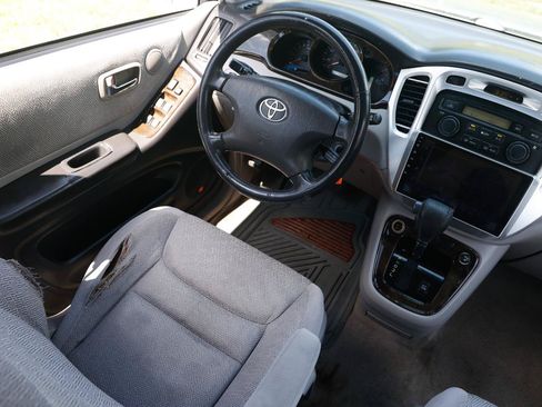 Used 2001 Toyota Highlander 2WD V6 image 20