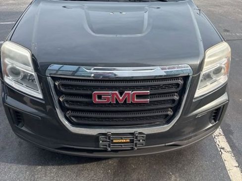 Used 2017 GMC Terrain SLE image 5