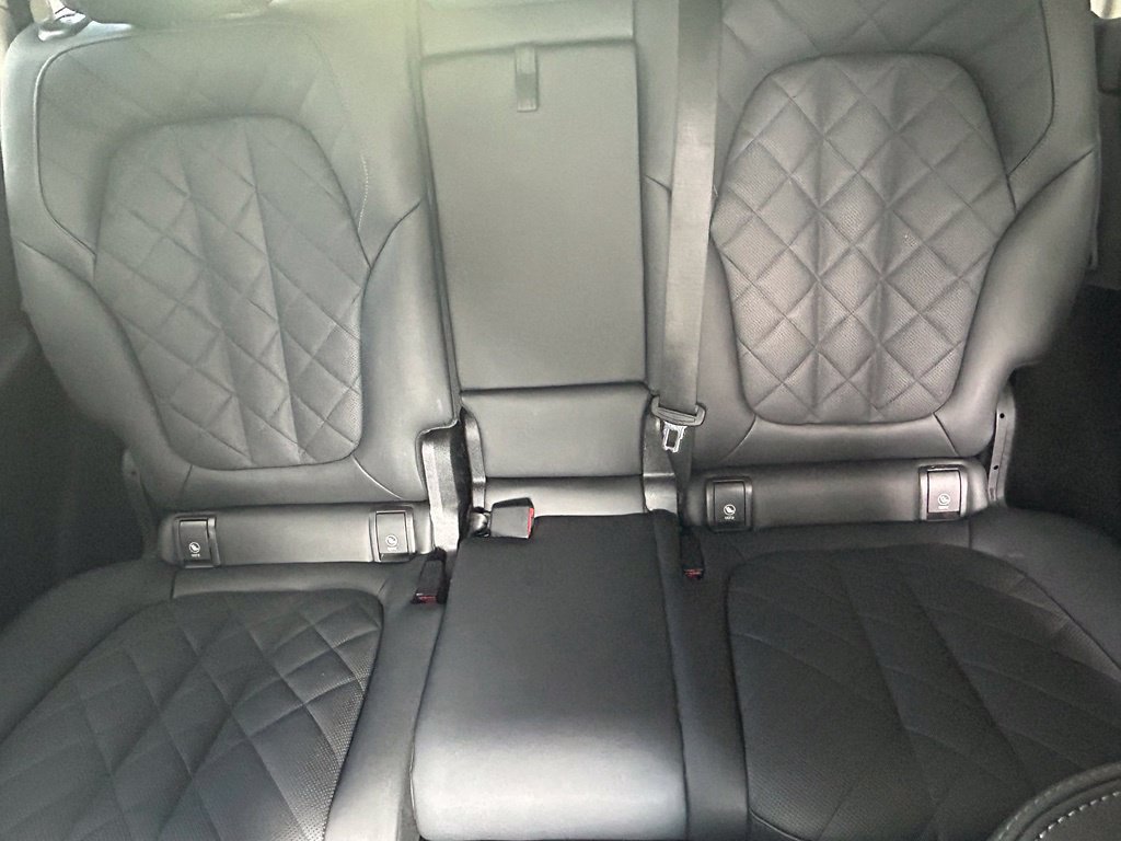 Used 2025 BMW X7 xDrive40i AWD/4WD image 13