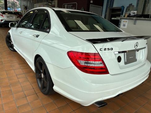 Used 2014 Mercedes-Benz C 250 Sedan image 6
