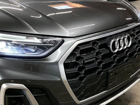 Used 2023 Audi Q5 2.0T Premium w/ Convenience Package image 32