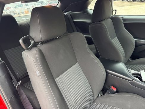 Certified 2022 Dodge Challenger GT image 22