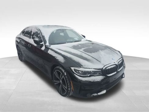 Used 2021 BMW 330i xDrive Sedan w/ Premium Package image 8