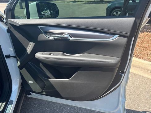 Used 2021 Cadillac XT6 Luxury FWD image 26