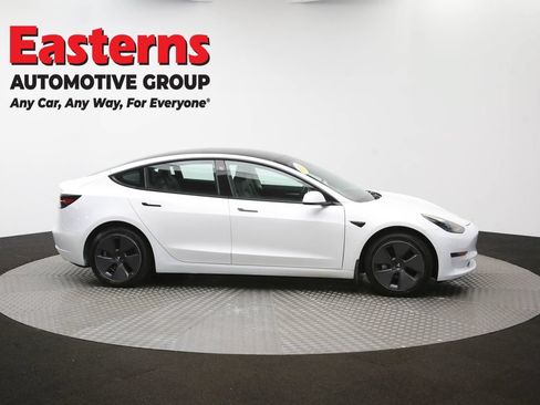 Used 2021 Tesla Model 3 Standard Range Plus RWD image 40