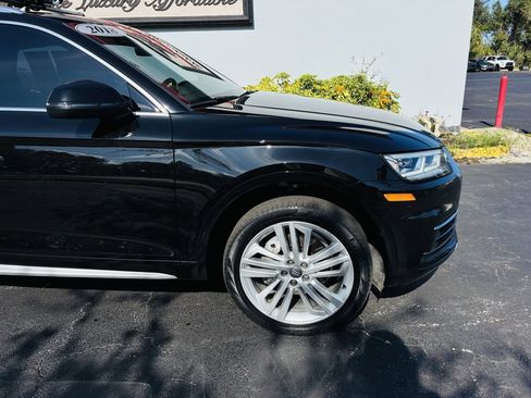 Used 2018 Audi Q5 2.0T Premium Plus w/ Premium Plus Package image 2