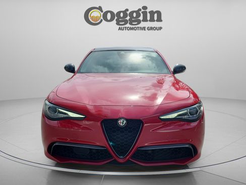 Used 2020 Alfa Romeo Giulia w/ Quick Order Package 22K Sport image 9