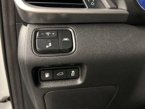 Used 2020 Kia Optima SE FWD image 26