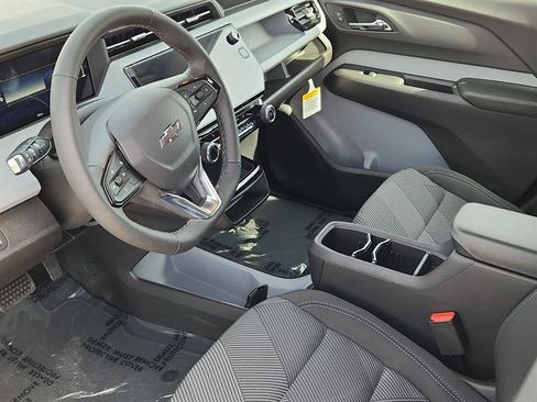 New 2027 Chevrolet Bolt LT w/ Comfort Package image 7