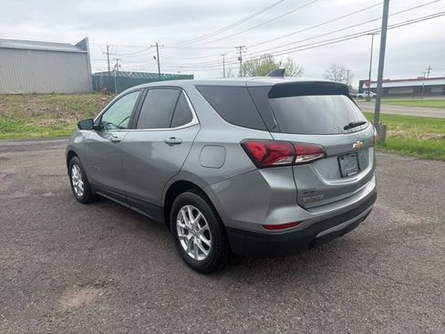 Used 2024 Chevrolet Equinox LT AWD/4WD image 3