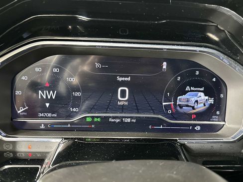 Used 2024 GMC Sierra 1500 SLT w/ SLT Premium Package image 19