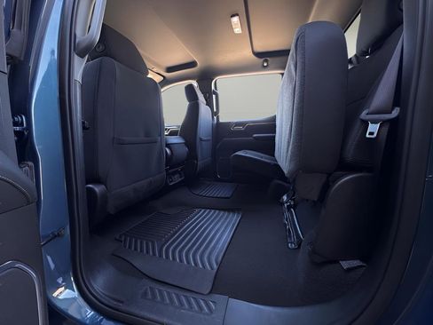 Used 2024 GMC Sierra 1500 SLE image 20