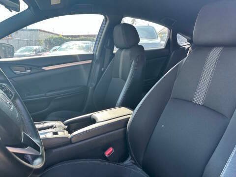 Used 2020 Honda Civic Sport image 13
