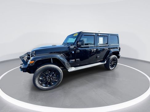 Used 2023 Jeep Wrangler Unlimited Sahara w/ Cold Weather Group image 4