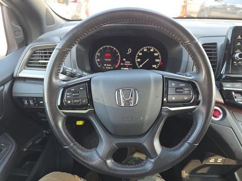 Used 2025 Honda Odyssey Sport-L image 11