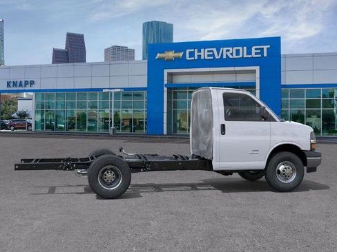 New 2026 Chevrolet Express 3500 w/ Ambulance Package image 5
