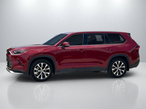 Used 2024 Toyota Grand Highlander AWD Hybrid image 8