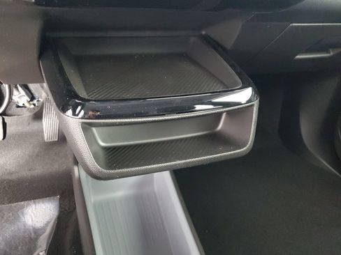 New 2027 Chevrolet Bolt LT w/ Comfort Package FWD image 17