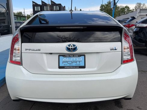 Used 2013 Toyota Prius Three FWD image 3