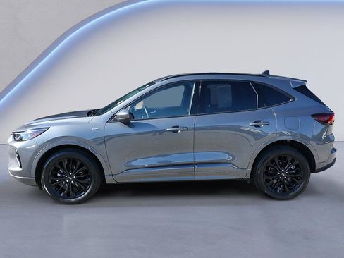 Certified 2023 Ford Escape ST-Line Elite AWD/4WD image 3