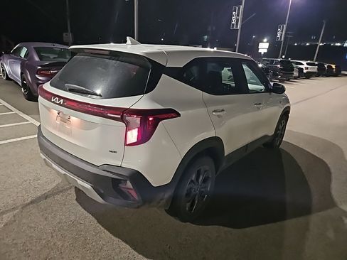 Certified 2024 Kia Seltos LX image 7