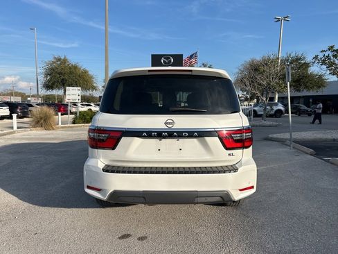 Used 2021 Nissan Armada SL image 10