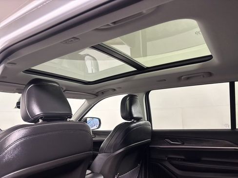 Certified 2023 Jeep Grand Cherokee L Limited w/ Trailer Tow Group (B) image 25