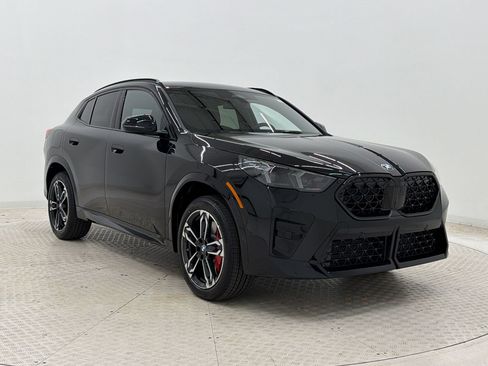 New 2026 BMW X2 xDrive28i w/ M Sport Package AWD/4WD image 7
